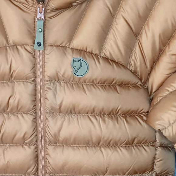 NWOT Fjallraven Women's Snow Flake Down Parka  Sz: Small - Picture 11 of 16